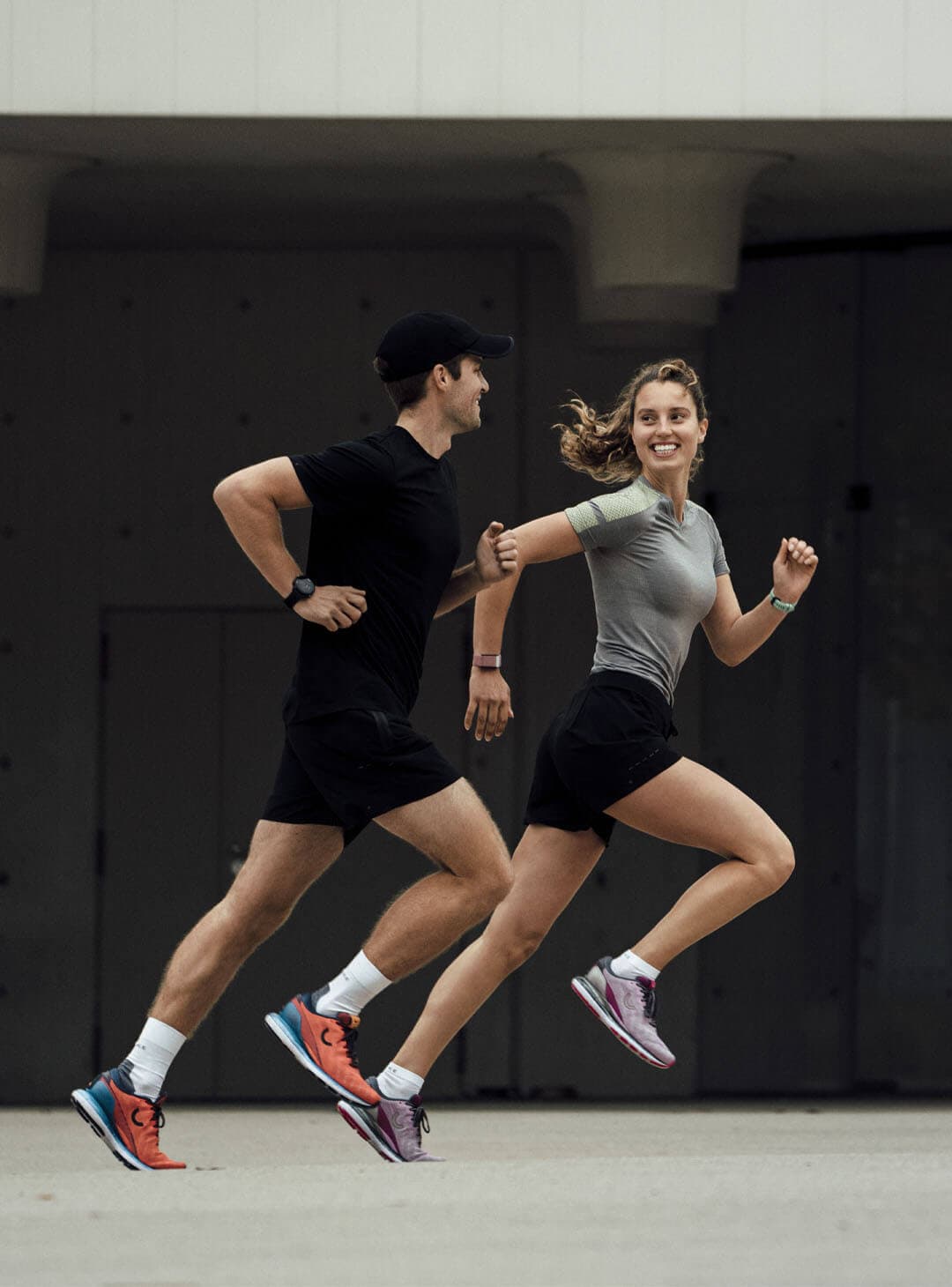 falke-ru_aion-mood-men-orange_03-2