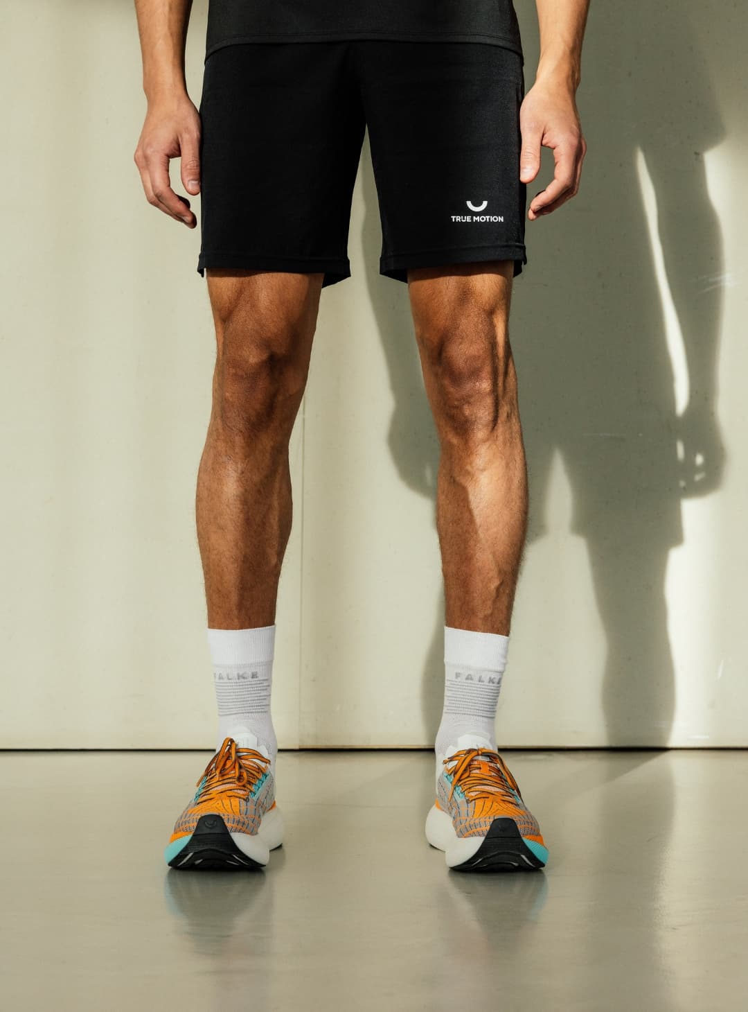 running-shorts_tmm0301_01_mood_04