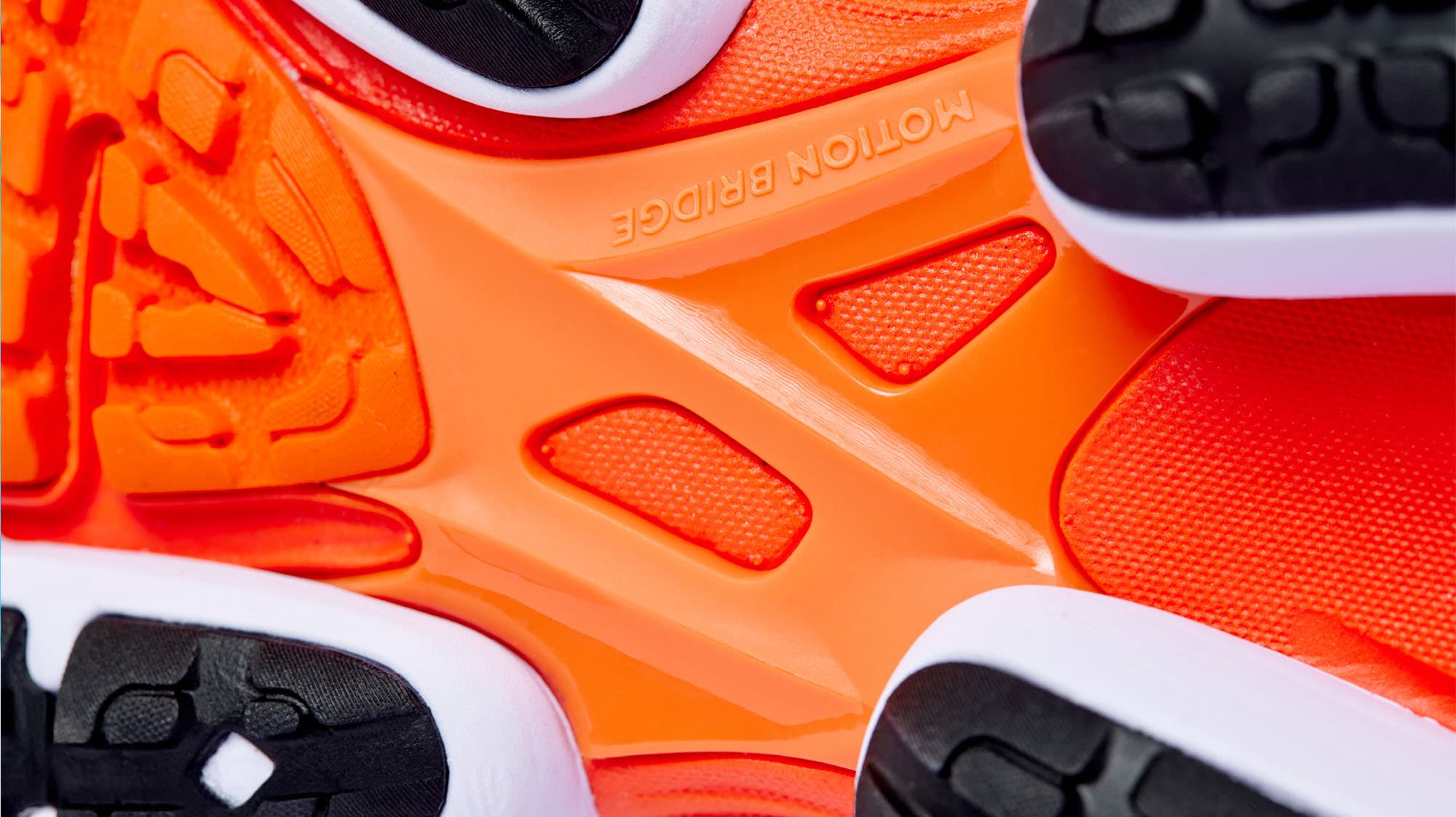 nevos-3-men-03-usp-02_mobile