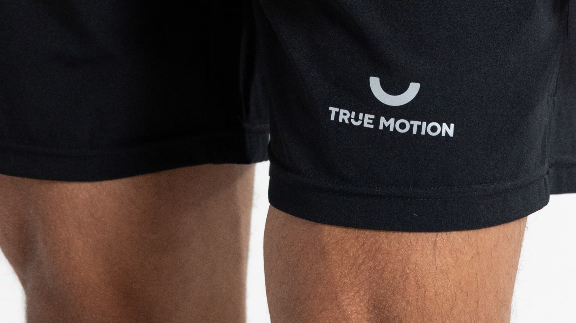 running-shorts-men-01-usp-mobile-03