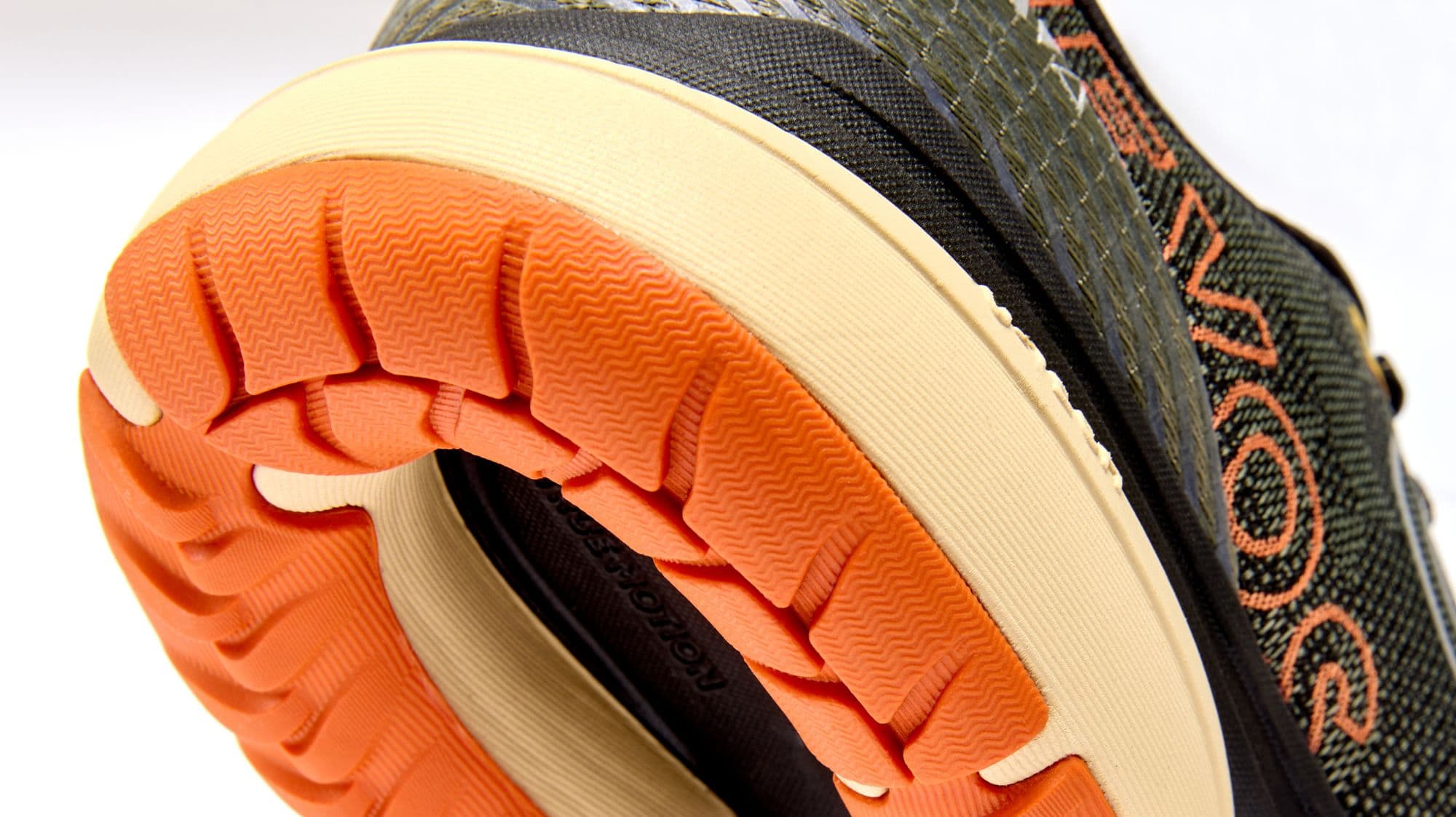 u-tech-nevos-elements-3_tmm01121d_02_11_mobile