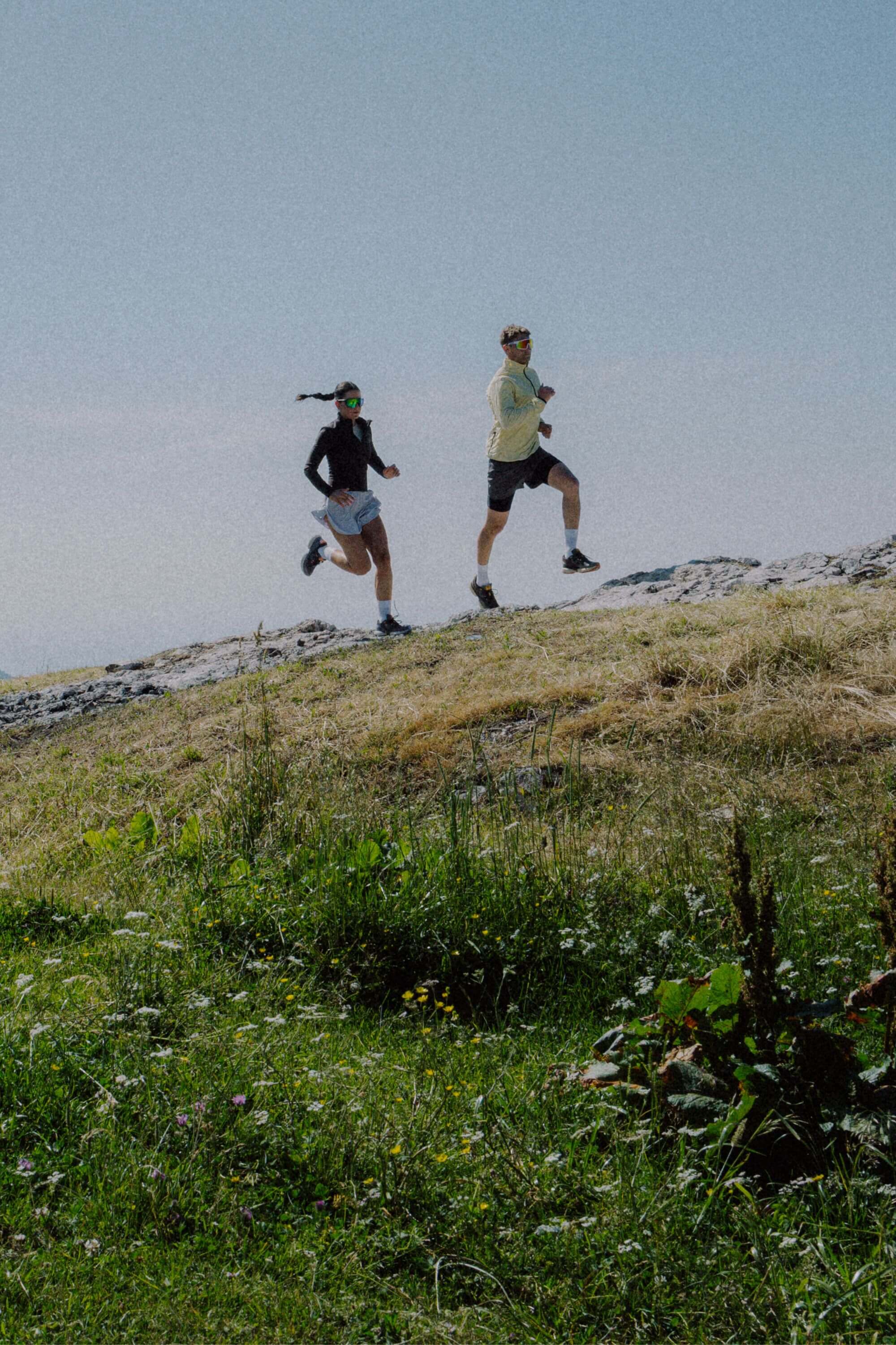 landingpage-nevos-elements-3-hero-banner-mobile