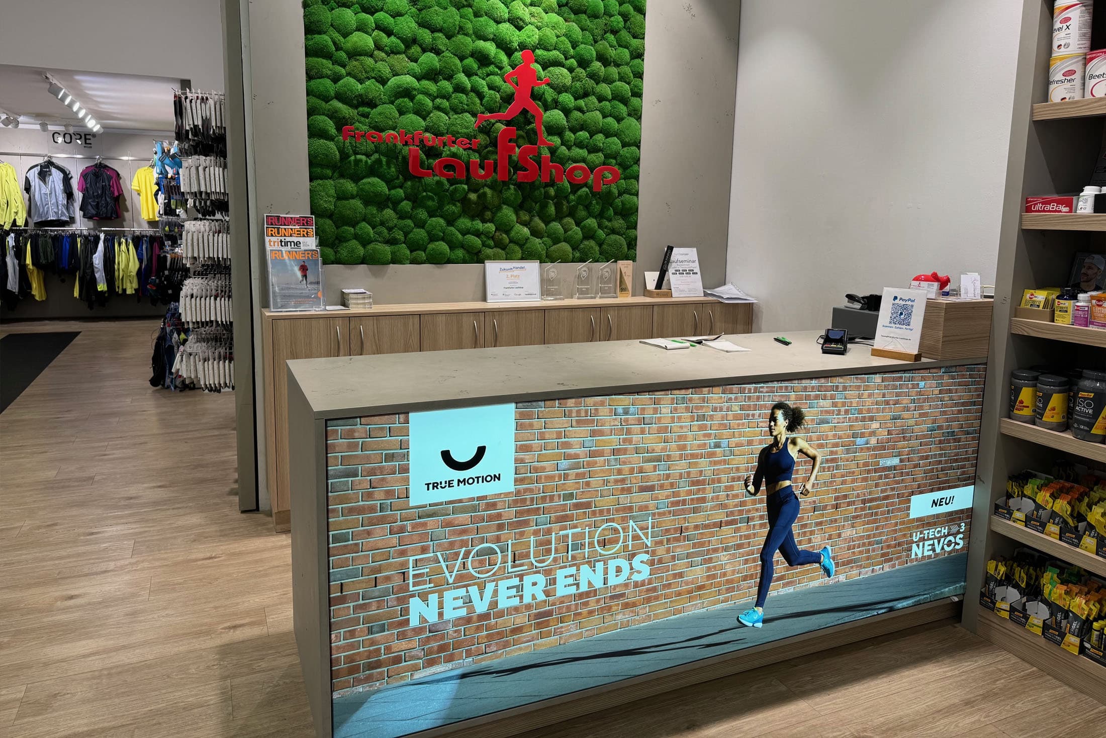 frankfurter-laufshop-04