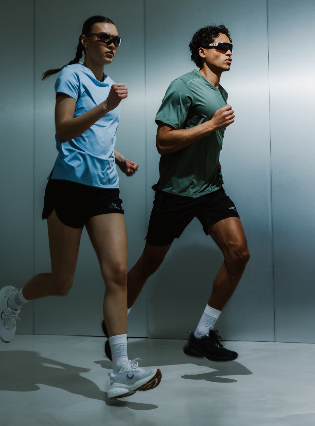 performance-shorts_tmw0301_01_mood_01-2